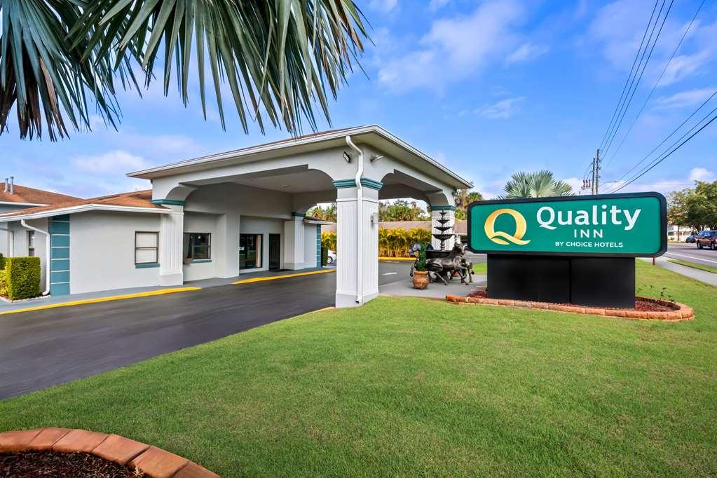 Quality Inn Near Blue Spring Ориндж-Сити Экстерьер фото