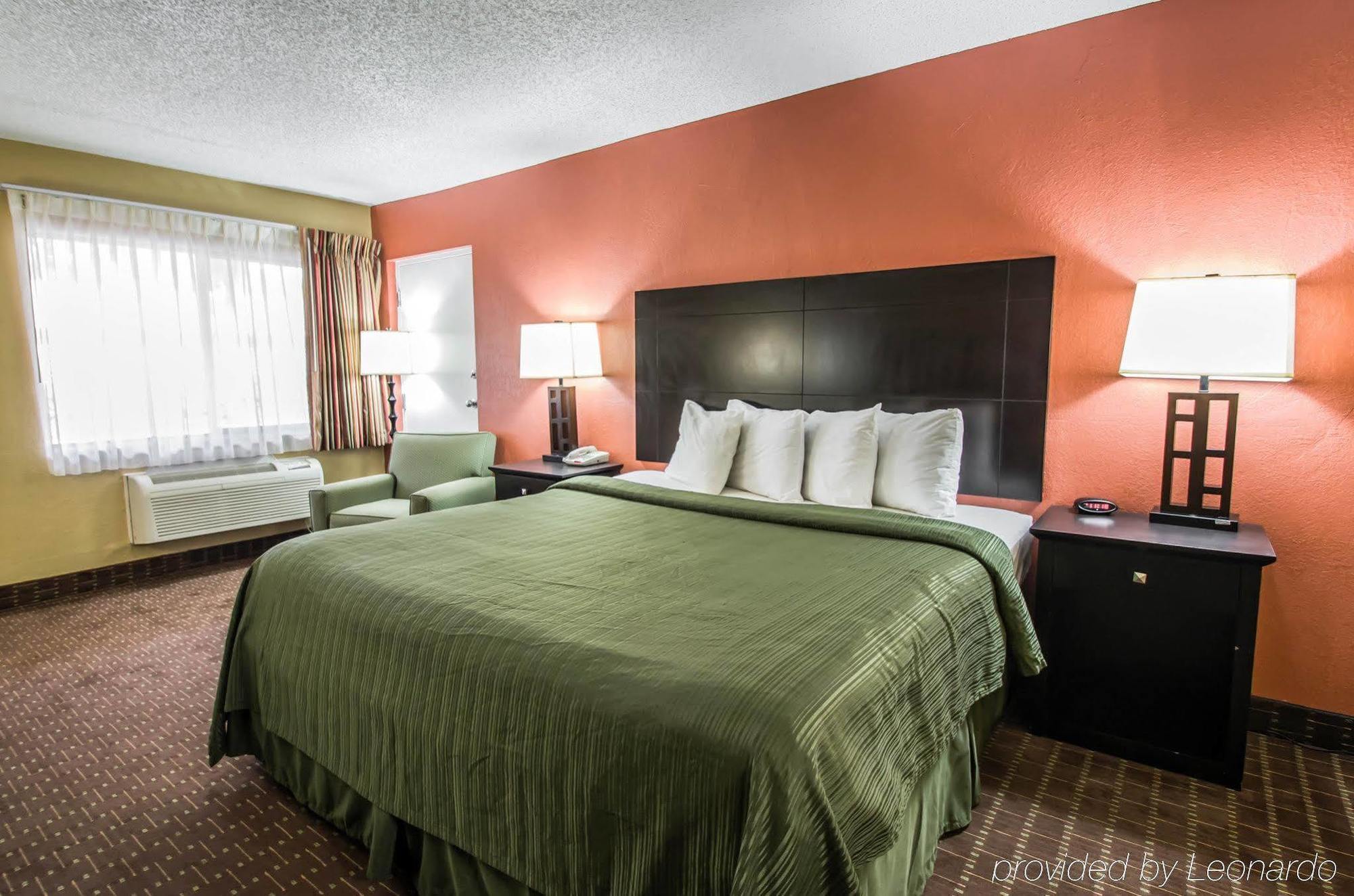 Quality Inn Near Blue Spring Ориндж-Сити Экстерьер фото
