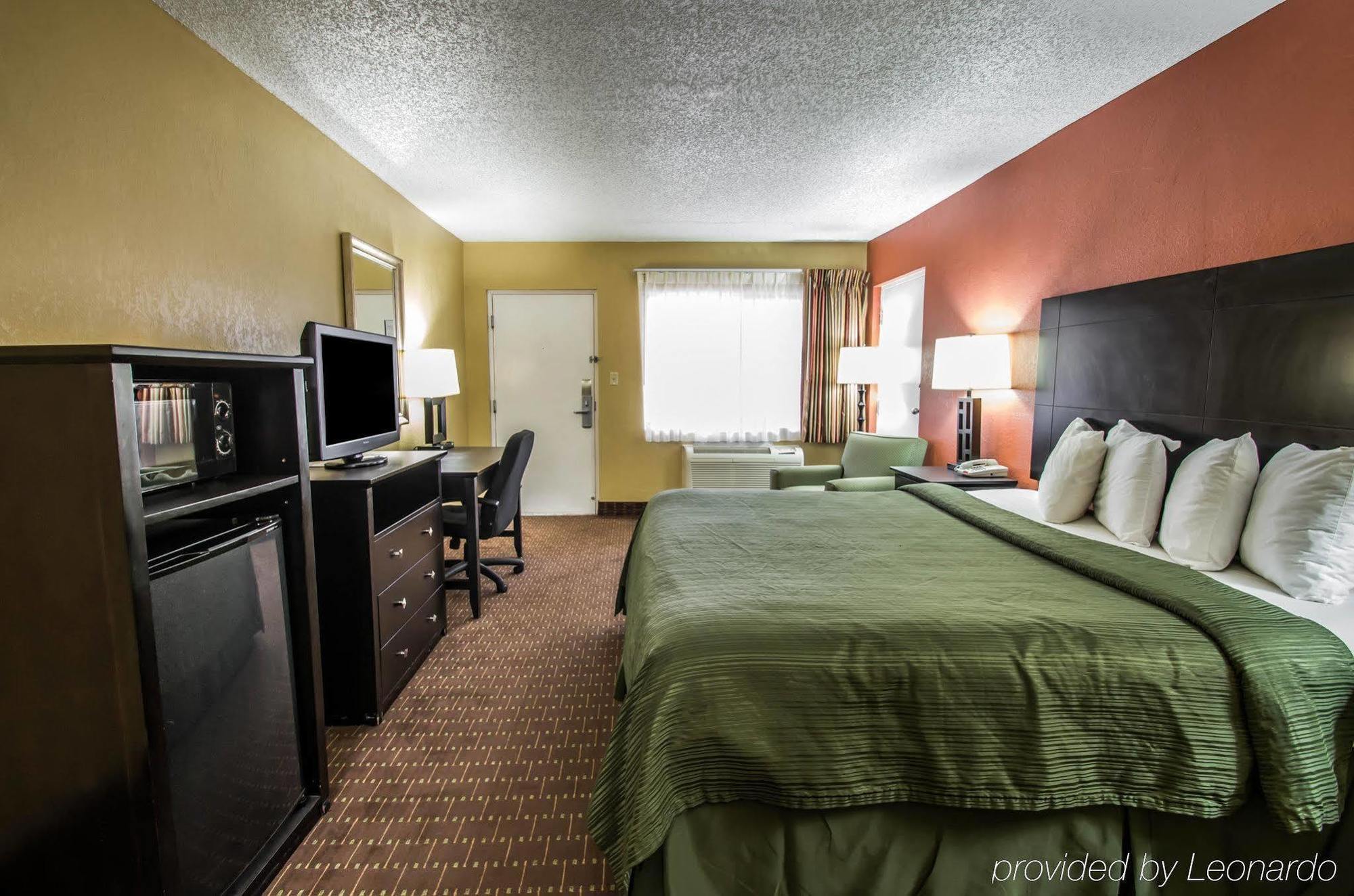 Quality Inn Near Blue Spring Ориндж-Сити Экстерьер фото