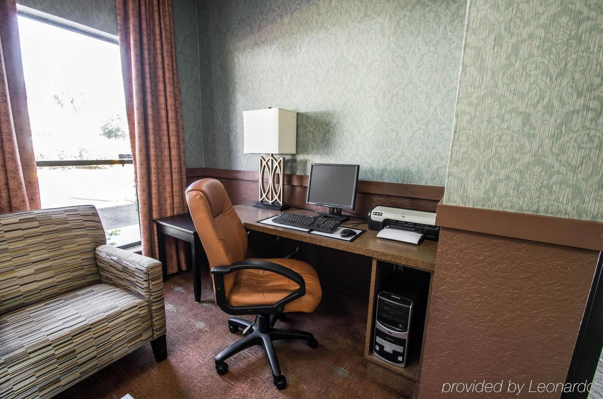 Quality Inn Near Blue Spring Ориндж-Сити Экстерьер фото